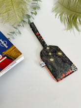 Load image into Gallery viewer, TAG VALIGIA - Indie Folk