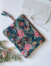 Load image into Gallery viewer, Custodia per Tablet/iPad (senza tasche) - Hawaii