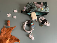 Carica l'immagine nel visualizzatore di Gallery, Astuccio portacavi del telefono - Parot