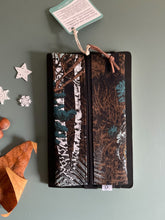 Carica l'immagine nel visualizzatore di Gallery, Astucci-iaiami (standard) - Alberi