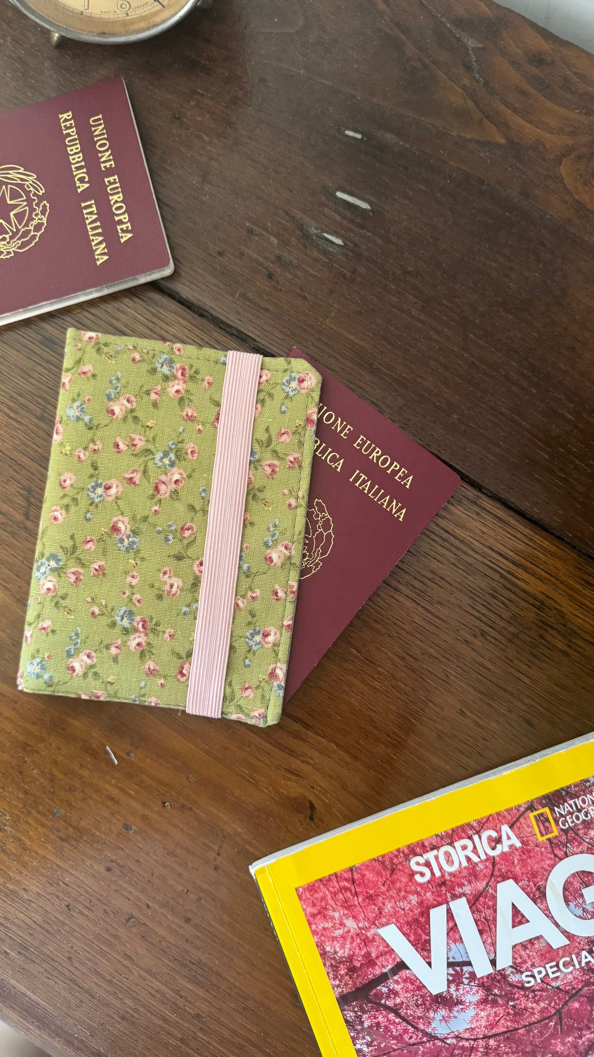 Porta Passaporto -  Fiorellini Verde (Hanbok)