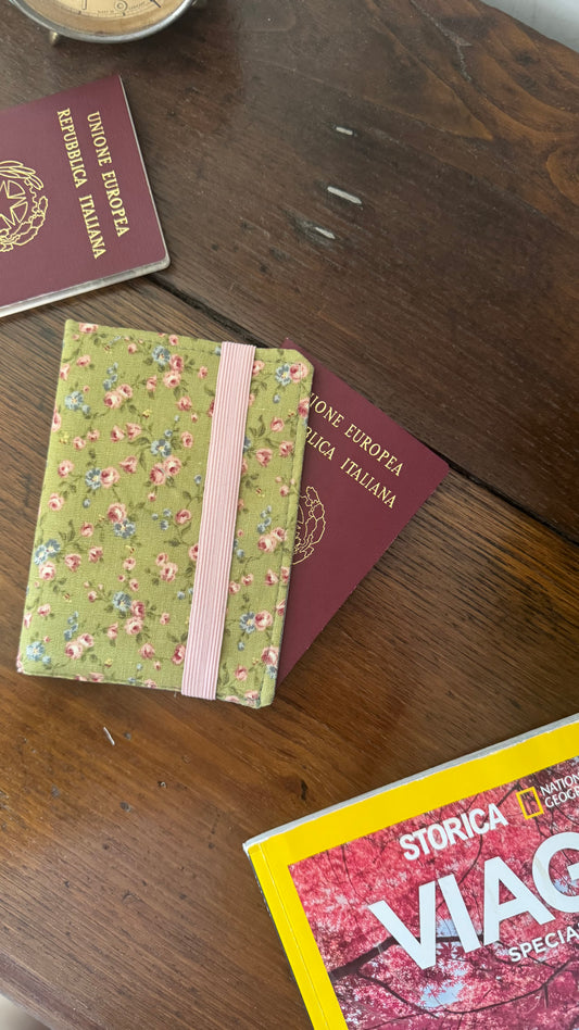 Porta Passaporto -  Fiorellini Verde (Hanbok)