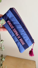 Carica l'immagine nel visualizzatore di Gallery, Astuccio trapuntato (Porta occhiali) - Blue &amp; Indaco (Stripes)
