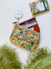 Load image into Gallery viewer, Pocket Pochette (Mini) - Garden Flowers
