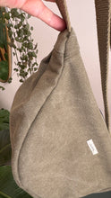 Load image into Gallery viewer, Moon Bag - verde militare/righe rosa e verdi (Stripes)
