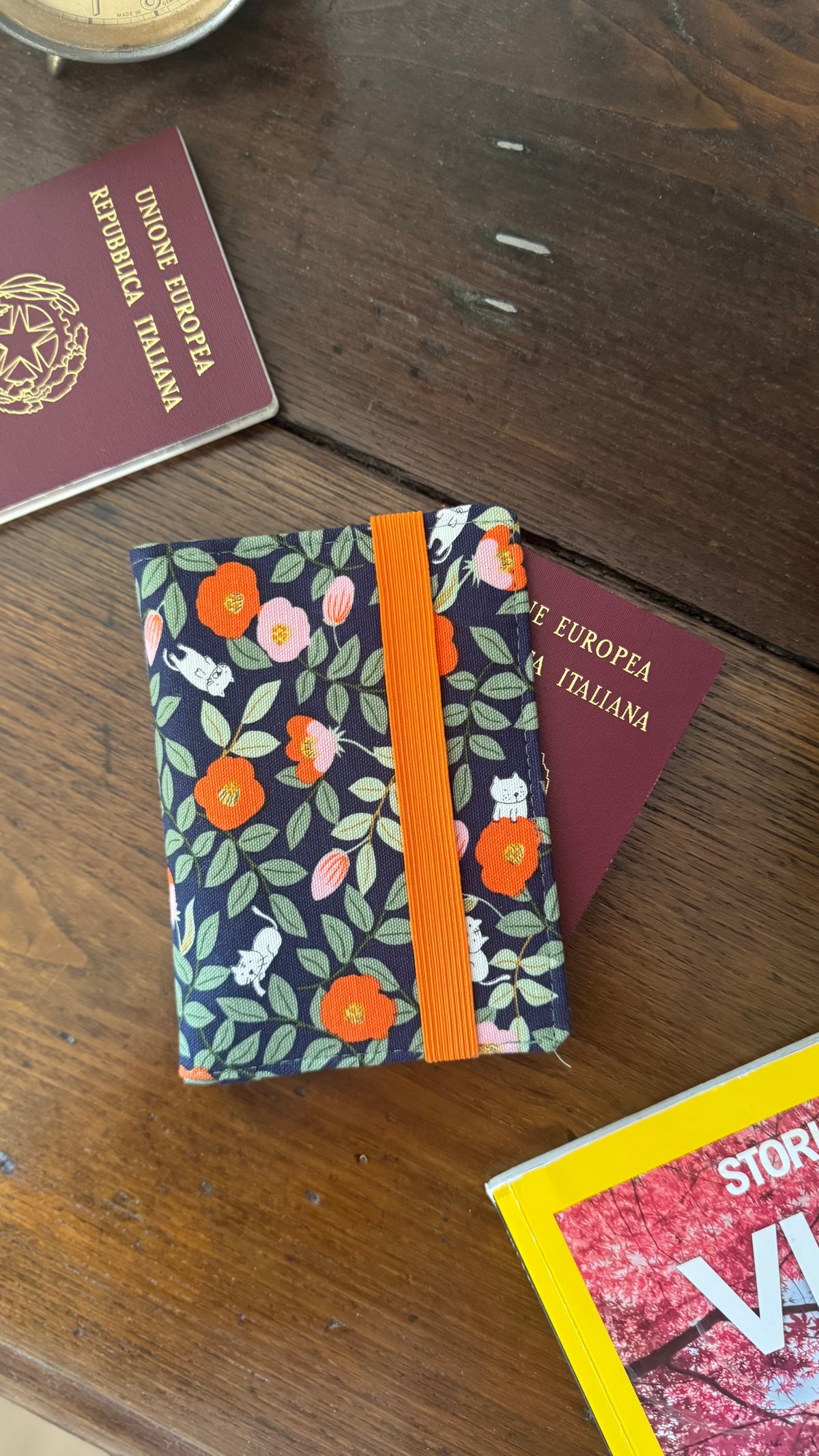 Porta Passaporto -  Fiori Arancio Verde (Hanbok)