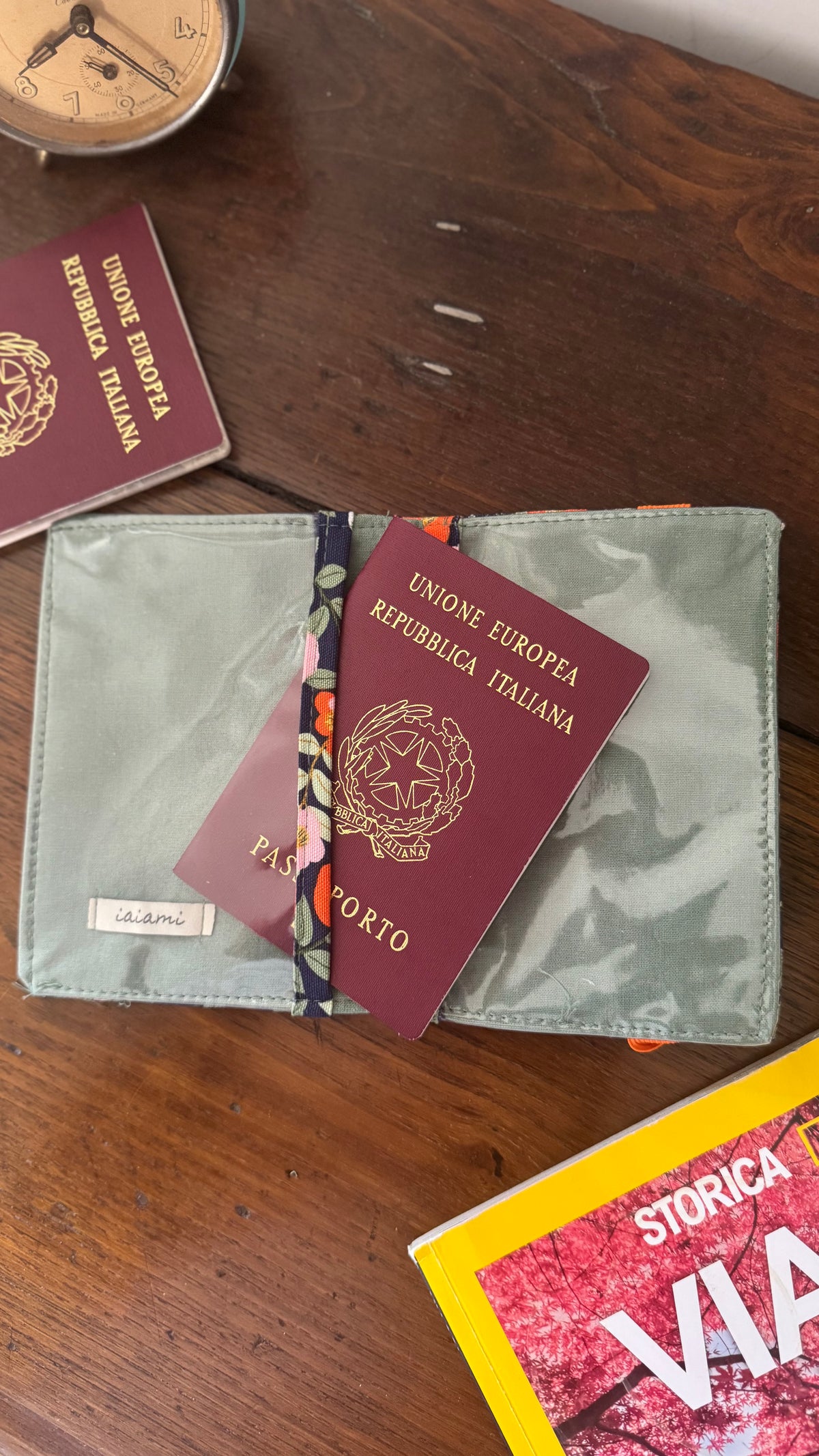 Porta Passaporto -  Fiori Arancio Verde (Hanbok)