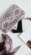 Load image into Gallery viewer, Pochette Mini - Geometrica bianca e viola
