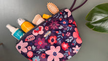 Carica l'immagine nel visualizzatore di Gallery, Gocce Pochette Maxi (idrorepellente) - Fiori
