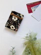 Carica l&#39;immagine nel visualizzatore di Gallery, Pocket card  - Flower Harvest
