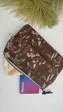 Carica l&#39;immagine nel visualizzatore di Gallery, Pocket Pochette con tasca (Mini) - Brown (Nippori)
