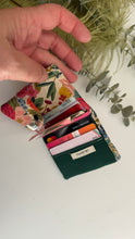 Load image into Gallery viewer, Komono - Garden Flowers
