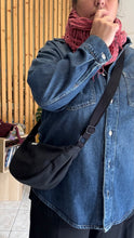 Carica l'immagine nel visualizzatore di Gallery, Moon Bag - nera /Airone (Nippori)

