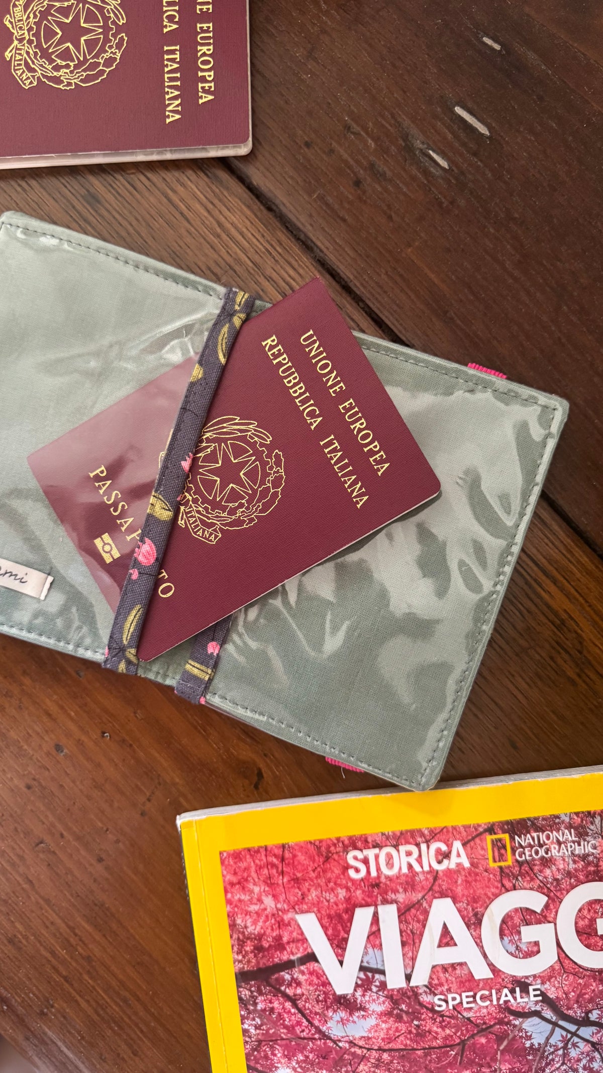 Porta Passaporto -  Boccioli Rosa (Hanbok)