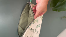 Carica l'immagine nel visualizzatore di Gallery, Gocce pochette Mini (idrorepellente) - Foglie
