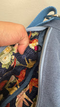Carica l'immagine nel visualizzatore di Gallery, Moon Bag - Blue jeans /Origami (Nippori)
