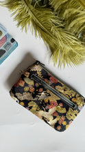Carica l'immagine nel visualizzatore di Gallery, Pocket Pochette con tasca (Mini) - Black &amp; gold (Nippori)
