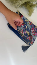 Carica l&#39;immagine nel visualizzatore di Gallery, Pochette trapuntata - blue (Nippori)
