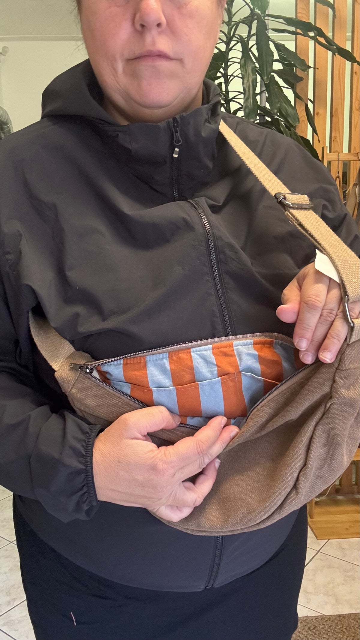 Moon Bag - Tortora / Righe mattone-grigio (Stripes)
