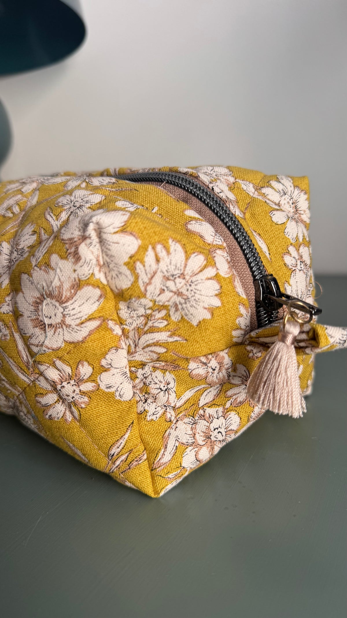 Cubotto trapuntato - Fiori Stilizzati senape (Hanbok)
