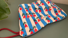 Carica l'immagine nel visualizzatore di Gallery, Gocce Pochette Maxi (idrorepellente) - Tulipani
