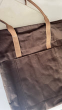 Carica l'immagine nel visualizzatore di Gallery, Tote Bag Tamalito - Brown /  Japan (Nippori)
