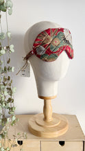 Load image into Gallery viewer, Nuvola (sleep mask) - Bordeaux Airone (Nippori)

