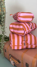 Carica l'immagine nel visualizzatore di Gallery, Pack &amp; Go (Travel organizer) - Set Roma (Stripes)
