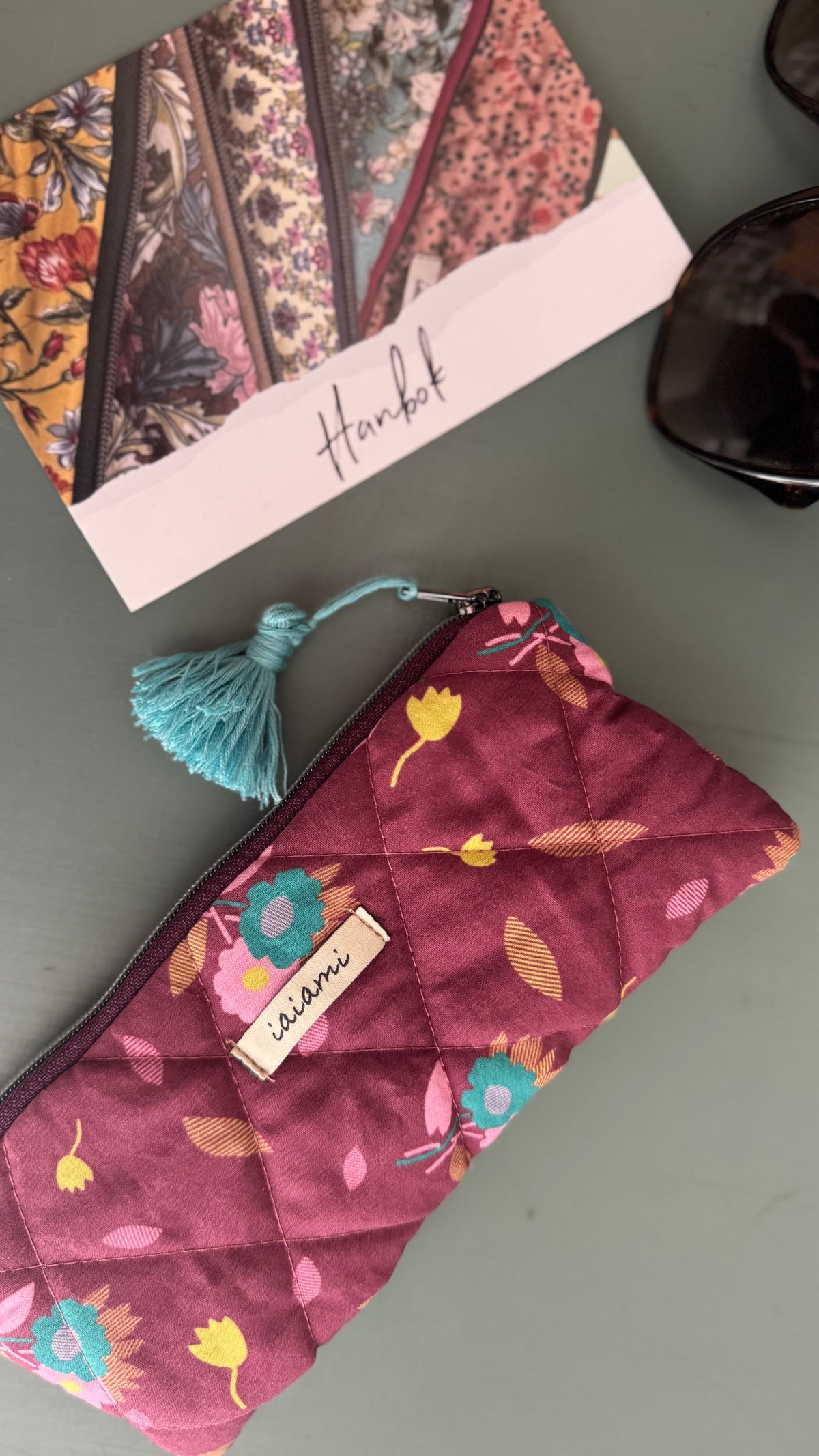 Astuccio trapuntato (Porta occhiali) - Floral Burgundy (Hanbok)