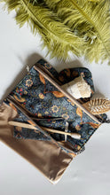Load image into Gallery viewer, Beauty Burrito - foglie blue (Nippori)
