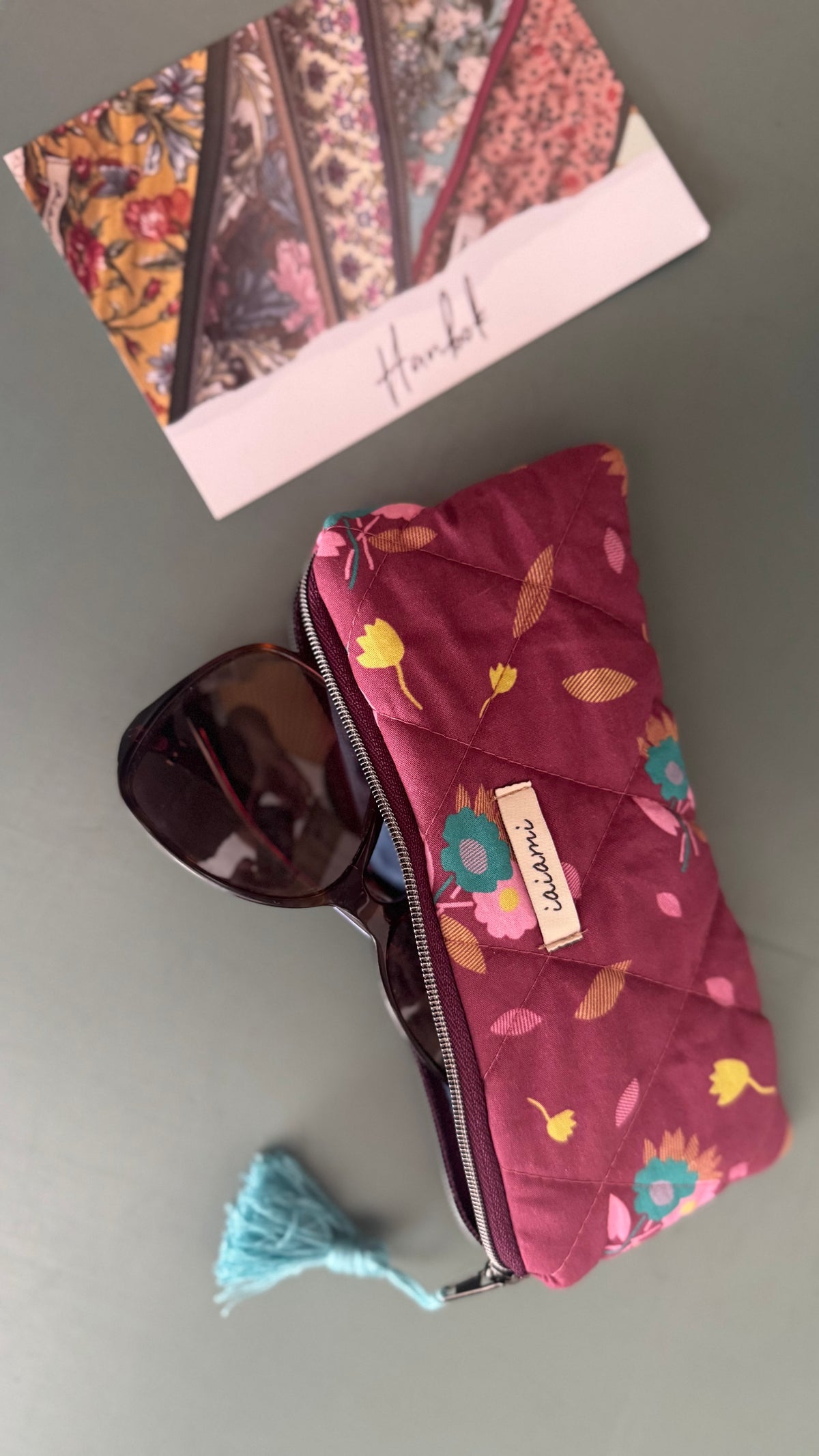 Astuccio trapuntato (Porta occhiali) - Floral Burgundy (Hanbok)