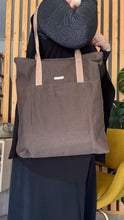 Carica l'immagine nel visualizzatore di Gallery, Tote Bag Tamalito - Brown /  Japan (Nippori)
