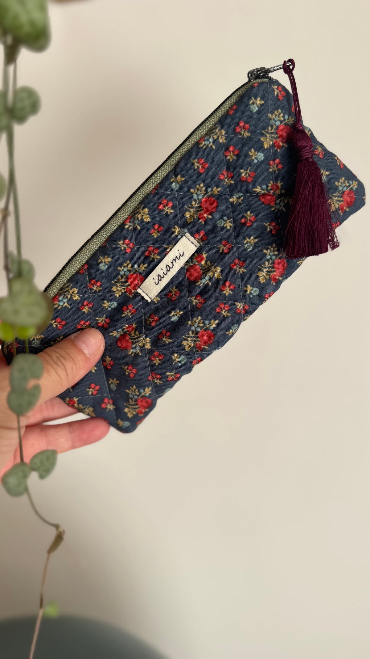 Astuccio trapuntato (Porta occhiali) - Roselline rosse  (Hanbok)