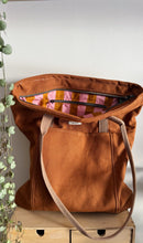 Load image into Gallery viewer, Tote Bag Tamalito - Terracotta /Cammello &amp; rosa (Stripes)
