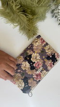 Load image into Gallery viewer, Pochette trapuntata - gatto nero(Nippori)
