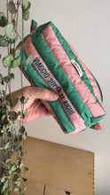 Load image into Gallery viewer, Cubotto trapuntato - Rosa &amp; Verde (Stripes)

