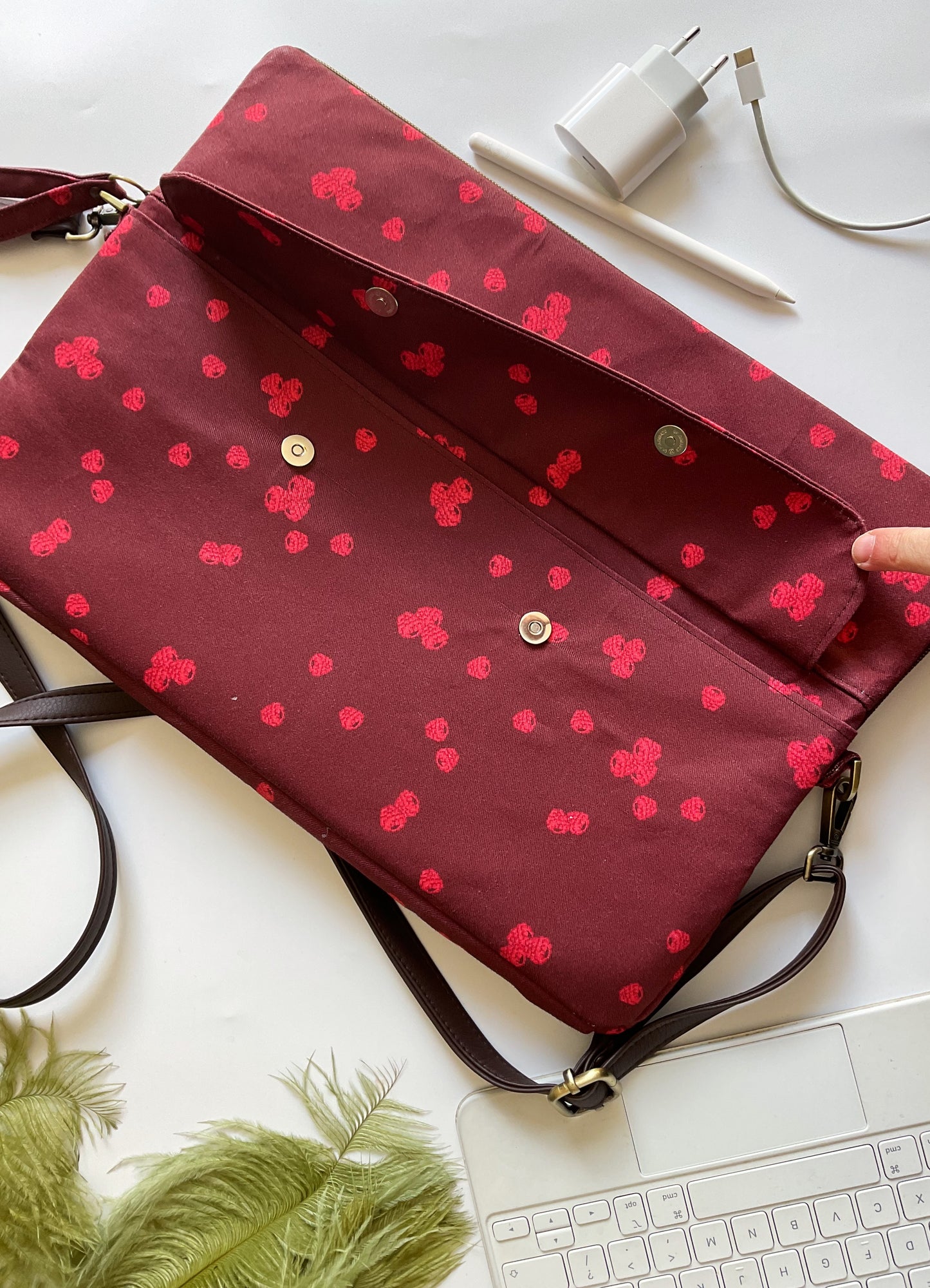 DIFETTO - Custodia per Laptop 13’’ / 14’’/ 15’’ (con tracolla e tasca esterna) - Lamponi