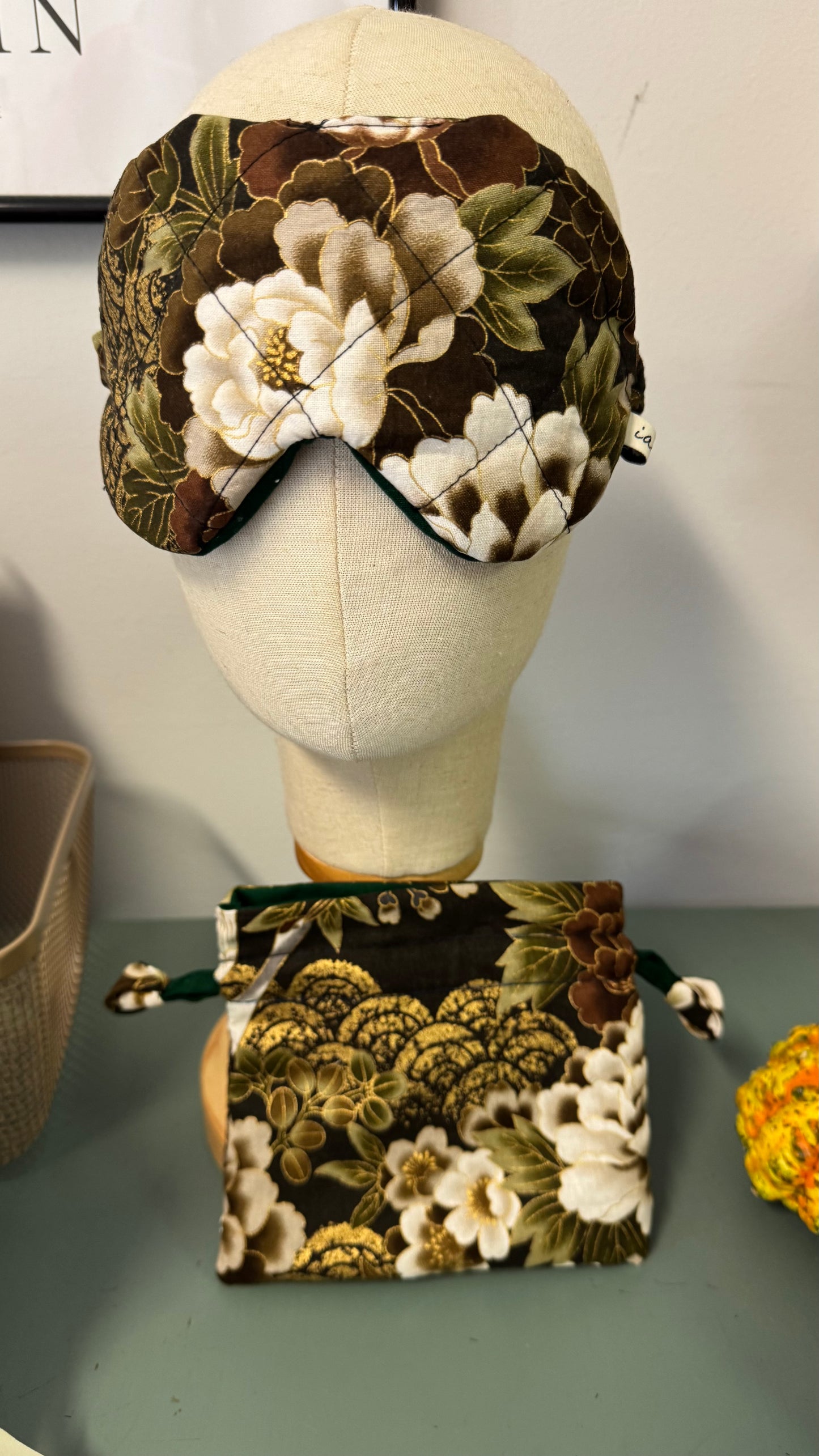 Nuvola (sleep mask) - Black & Gold (Nippori)