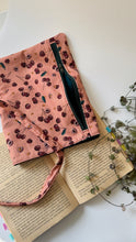 Carica l&#39;immagine nel visualizzatore di Gallery, Custodia per libri (standard) - Ciliegie
