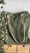 Load image into Gallery viewer, Tote Bag Tamalito - Verde militare /  Dragon
