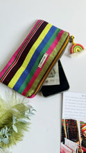 Carica l&#39;immagine nel visualizzatore di Gallery, Pochette Mini - Righe a colori, arcobaleno arancione
