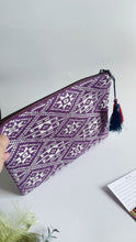 Load image into Gallery viewer, Pochette Maxi - Geometrica viola double face
