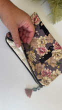 Load image into Gallery viewer, Pochette trapuntata - gatto nero(Nippori)
