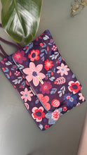 Carica l'immagine nel visualizzatore di Gallery, Gocce pochette Media (idrorepellente) - Fiori
