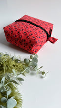 Load image into Gallery viewer, Mini trousse - Petit Coccinelle
