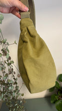 Carica l'immagine nel visualizzatore di Gallery, Moon Bag - verde acido /Airone (Nippori)
