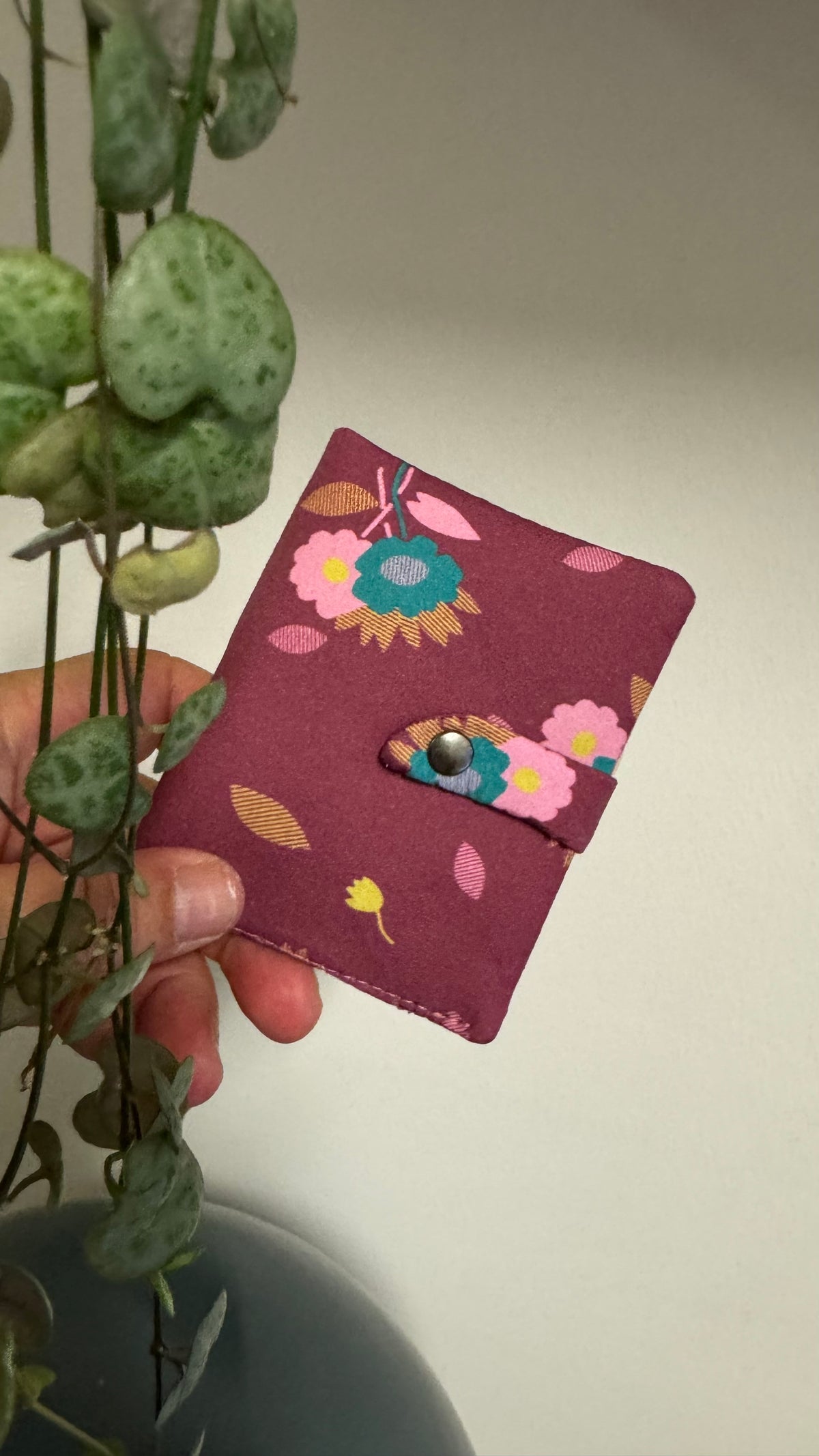 Komono - Floral Burgundy (Hanbok)