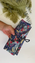 Carica l&#39;immagine nel visualizzatore di Gallery, Beauty Burrito - blue (Nippori)
