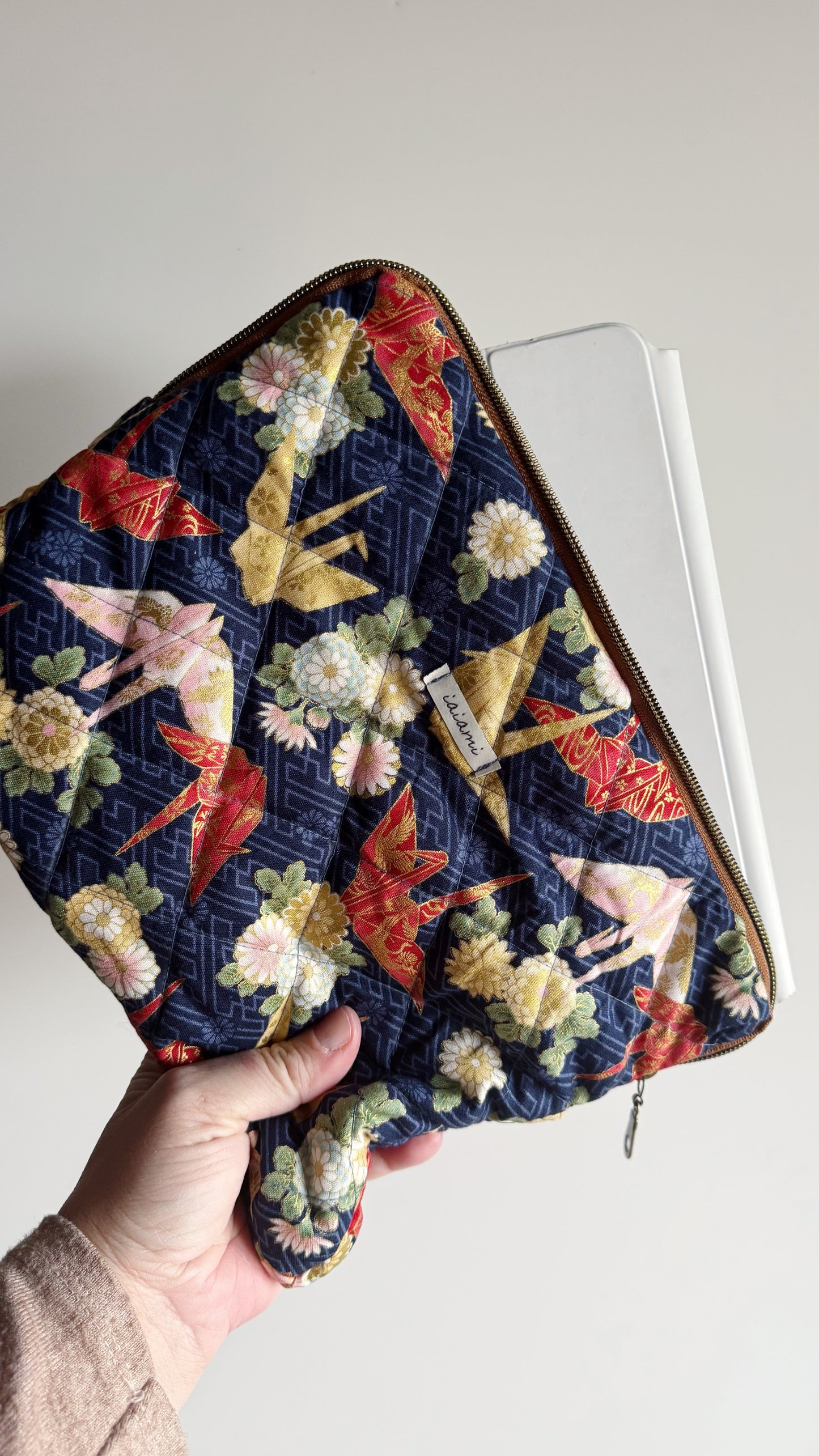 Sleeve trapuntata taglia S - Origami Blue (Nippori)
