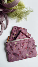 Load image into Gallery viewer, Pocket Pochette con tasca (Mini) - Ciliegie Malva
